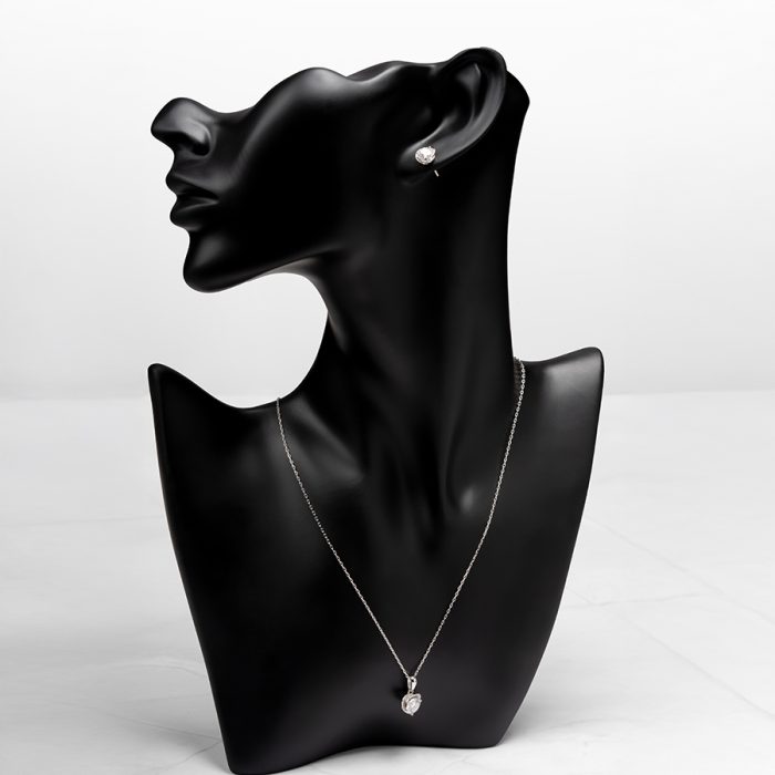 Charm Heart Moissanite Jewelry Set - Image 1