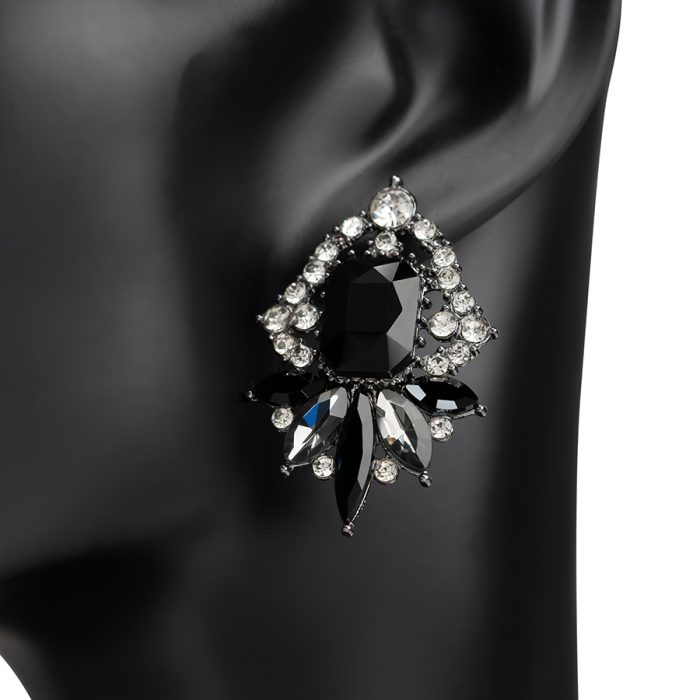 Elegance Silver & Onyx Earrings - Image 2