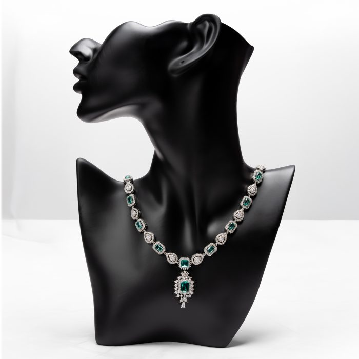 Elegance Hand-made Green Emerald Silver-plated Jewelry Set - Image 2