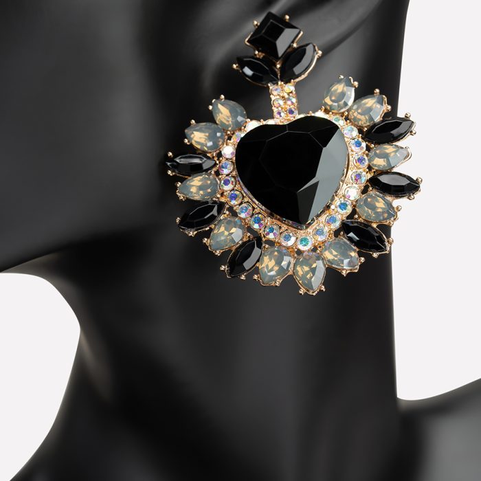 Golden Heart Antique Earrings - Image 2