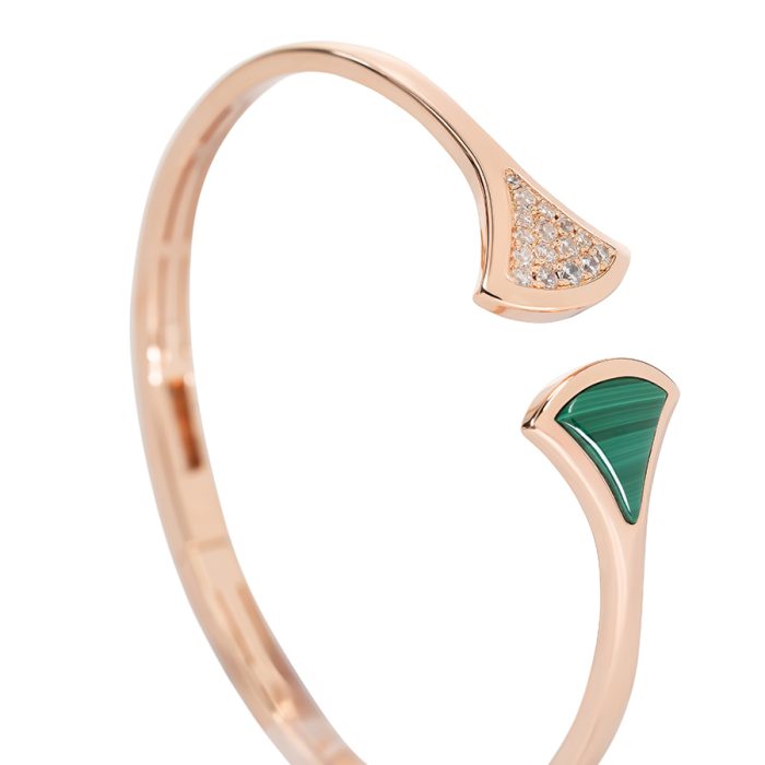 Green Cameo Grace Bangle 18K Gold Plated - Image 2