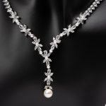 Pearl & Crystal Jewelry Set - Image 2