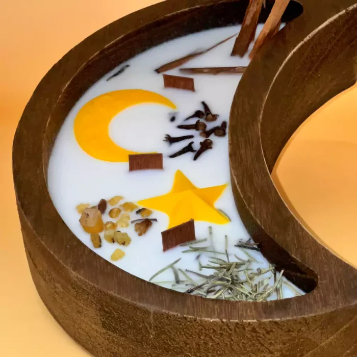 Ramadan Crescent Moon Wooden Candle - Image 3