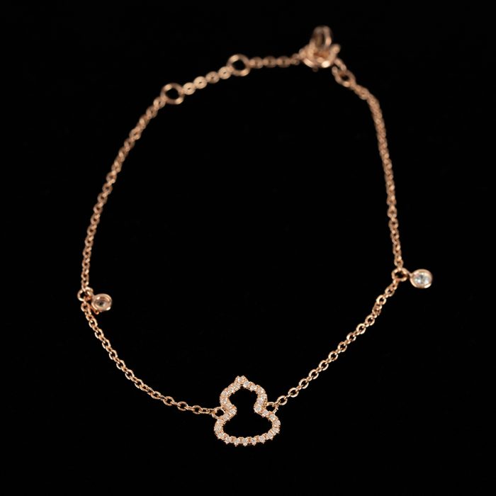 Stylish Fine Bracelet Russian-inspired Plated in 18K Gold - Image 3