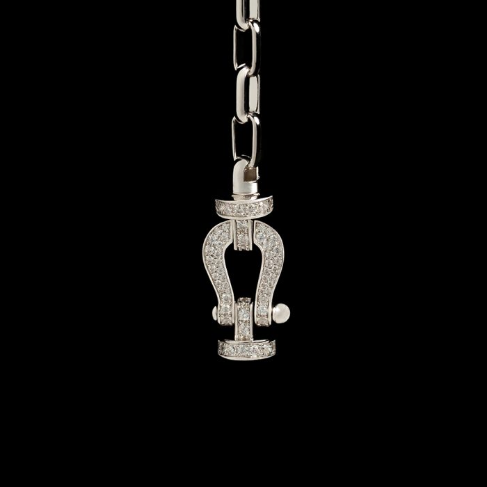 Stylish Horseshoe Lock Women's Bracelet Radium Plated - Image 2