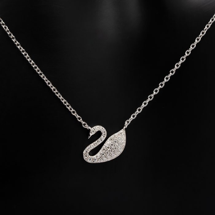 Stylish Swan Moissanite Necklace - Image 2