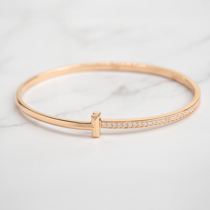 Timeless Elegance Bangle 18K Gold Plated - Image 1