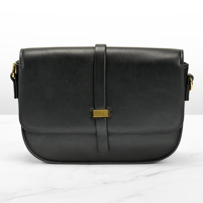 Trendy Pocket Handbag Black Color with Belt Design - Image 2