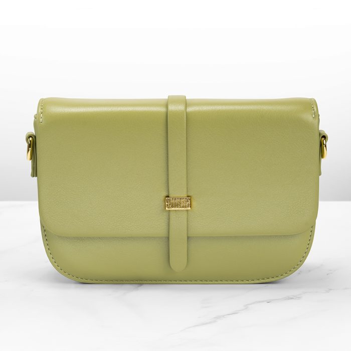 Trendy Pocket Handbag Green Color with Belt Design - Image 2