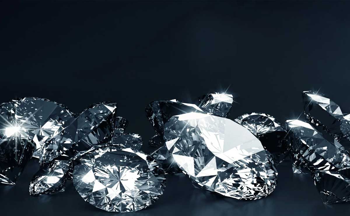 Discover the Brilliance of Moissanite 01